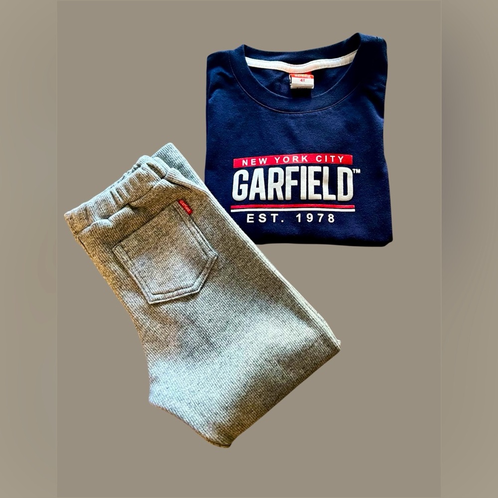 GARFIELD Toddler Boy New York City Est. 1978 T-Shirt & Slim Pants |4T | Preowned
